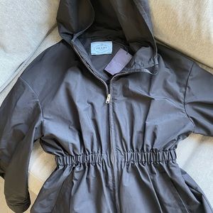 Brand new never worn women’s prada jacket
